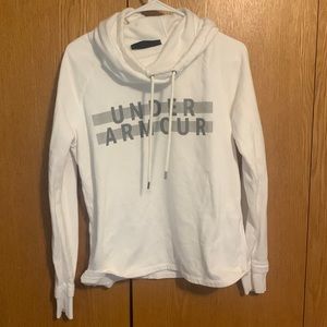 Under Armour Sweatshirt